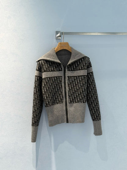 CD ZIP JUMPER