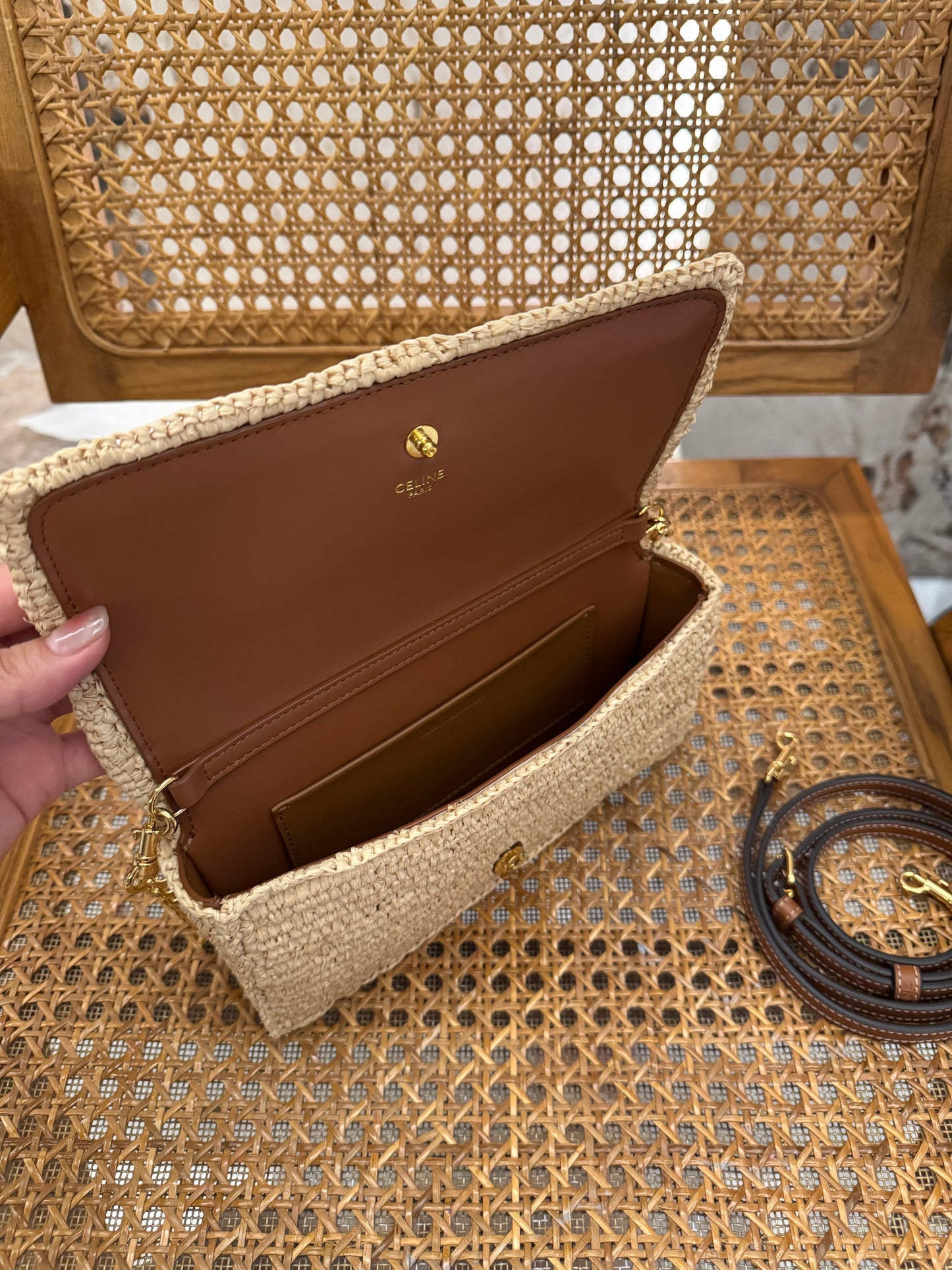 CEL MULTIPOCHETTE IN RAFFIA BAG
