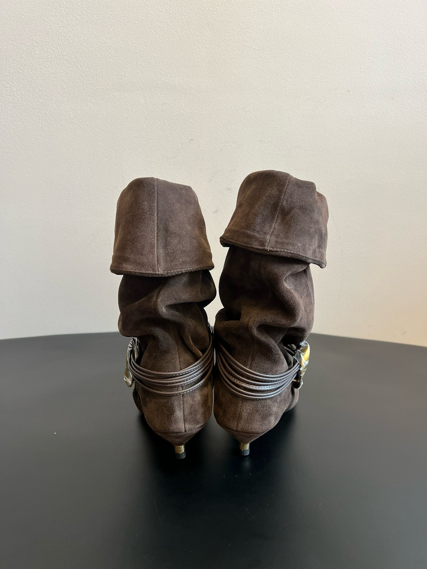 ISABEL M BOOTS