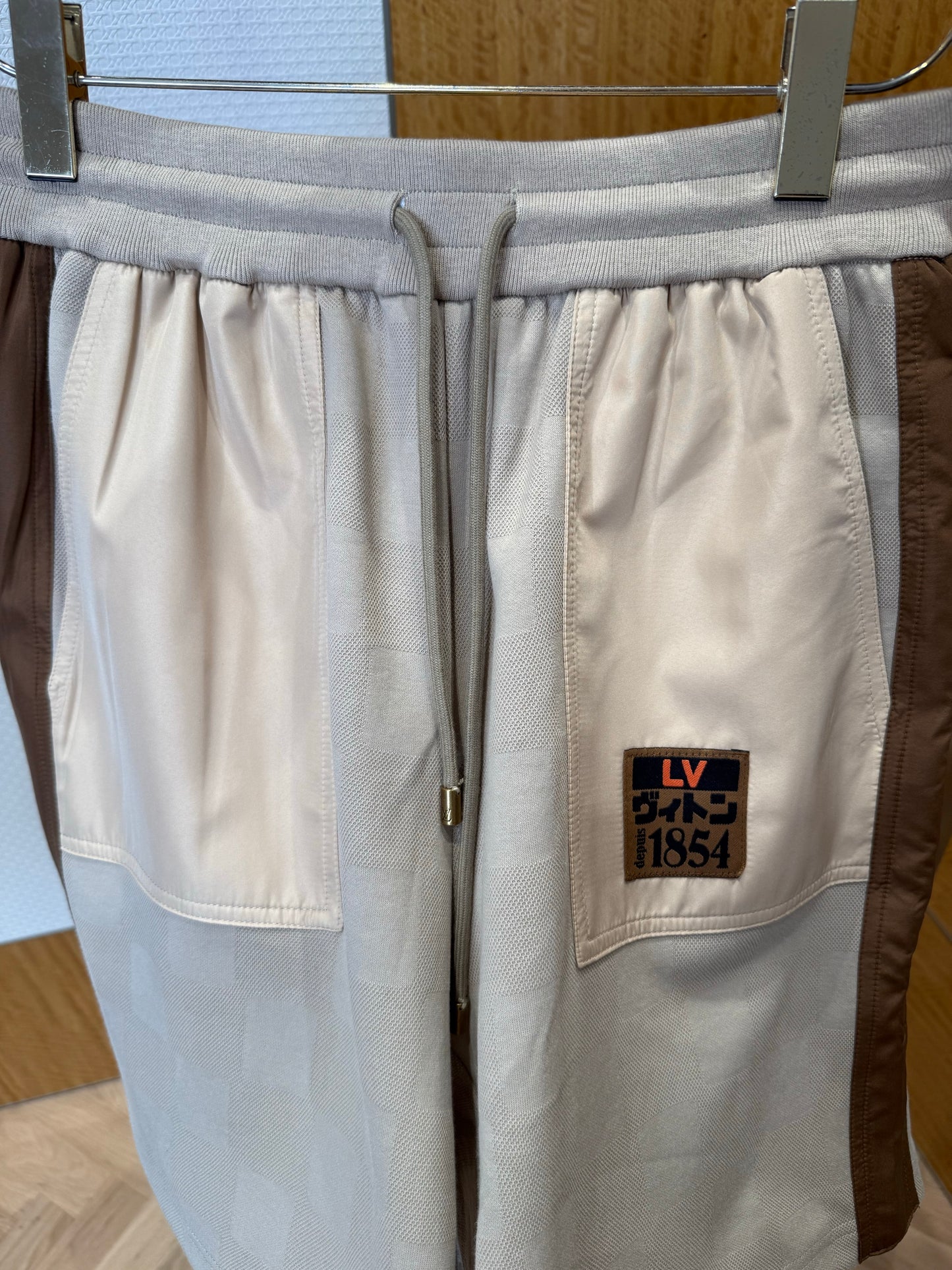 LOU SHORTS