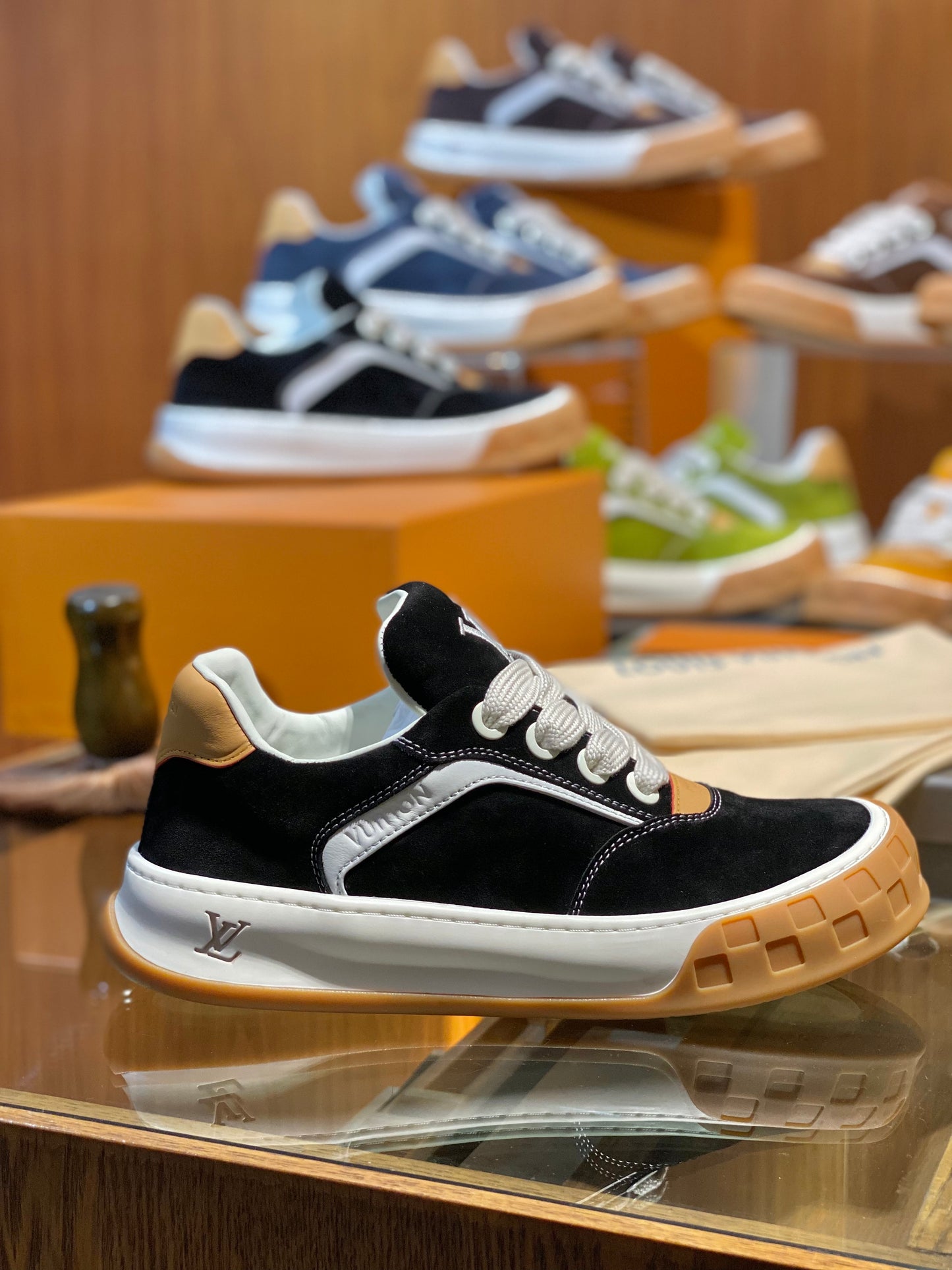 LOU TILTED SNEAKERS