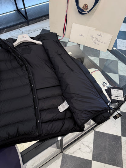 MONC JELUZ JACKET