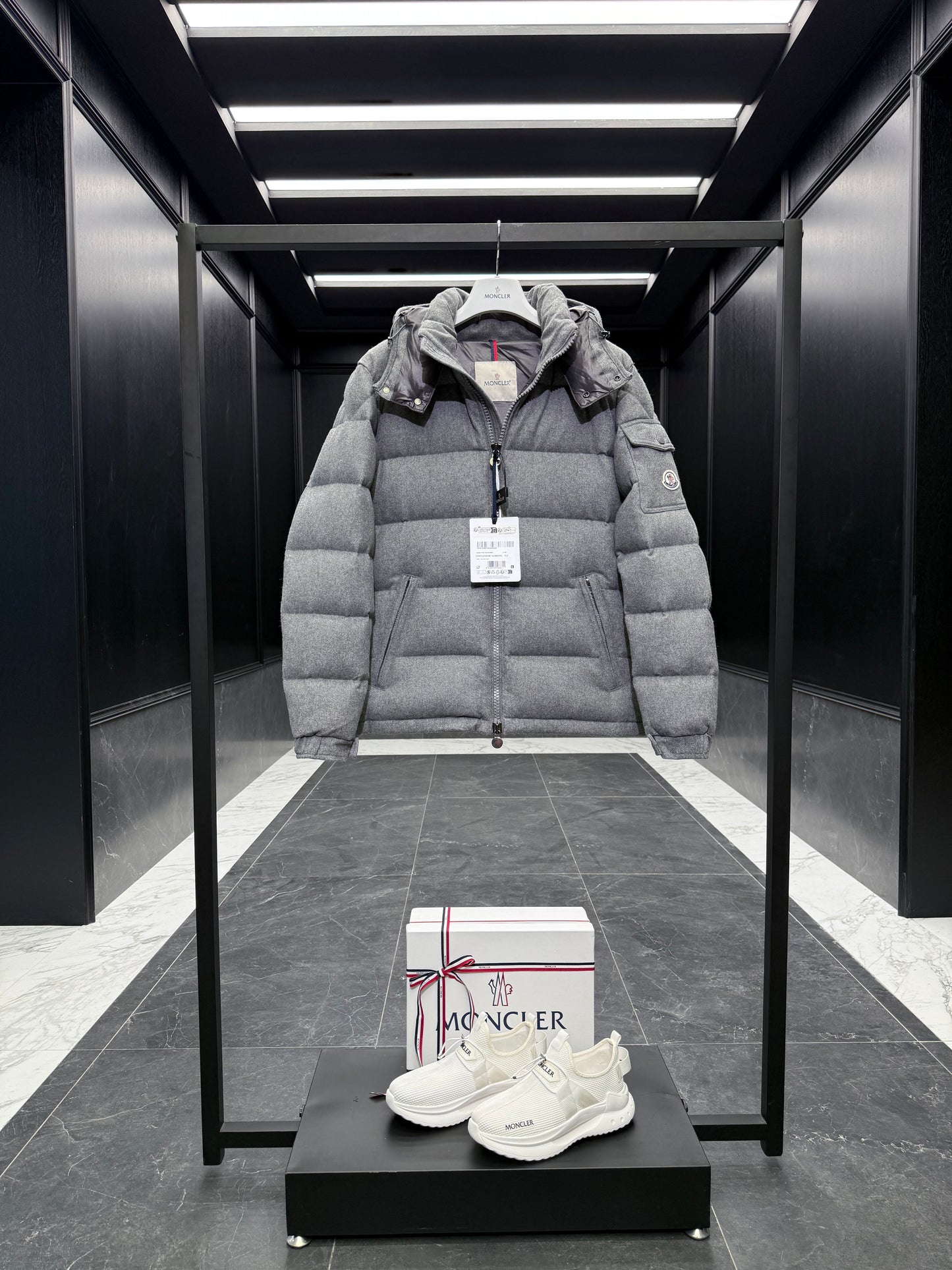 MONC MONTGENEVRE JACKET