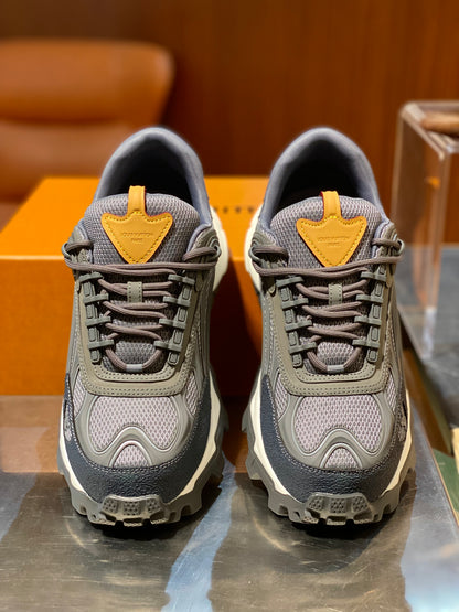 LOU SUMMIT SNEAKERS