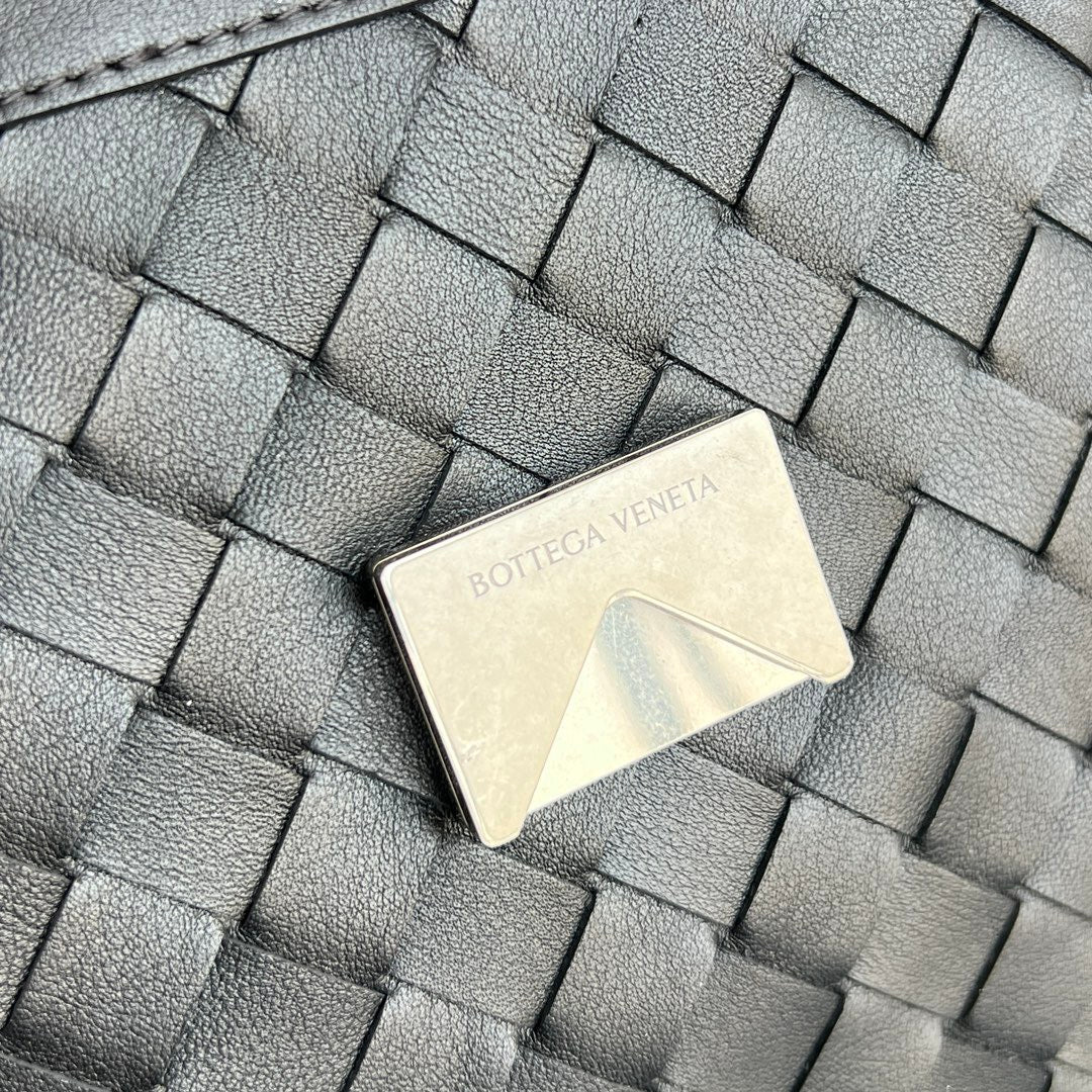 BOTT V ANDIAMO MESSENGER BAG