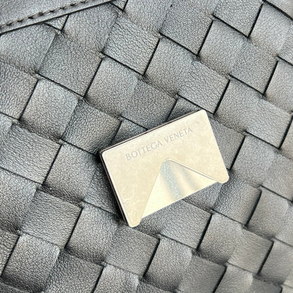 BOTT V ANDIAMO MESSENGER BAG