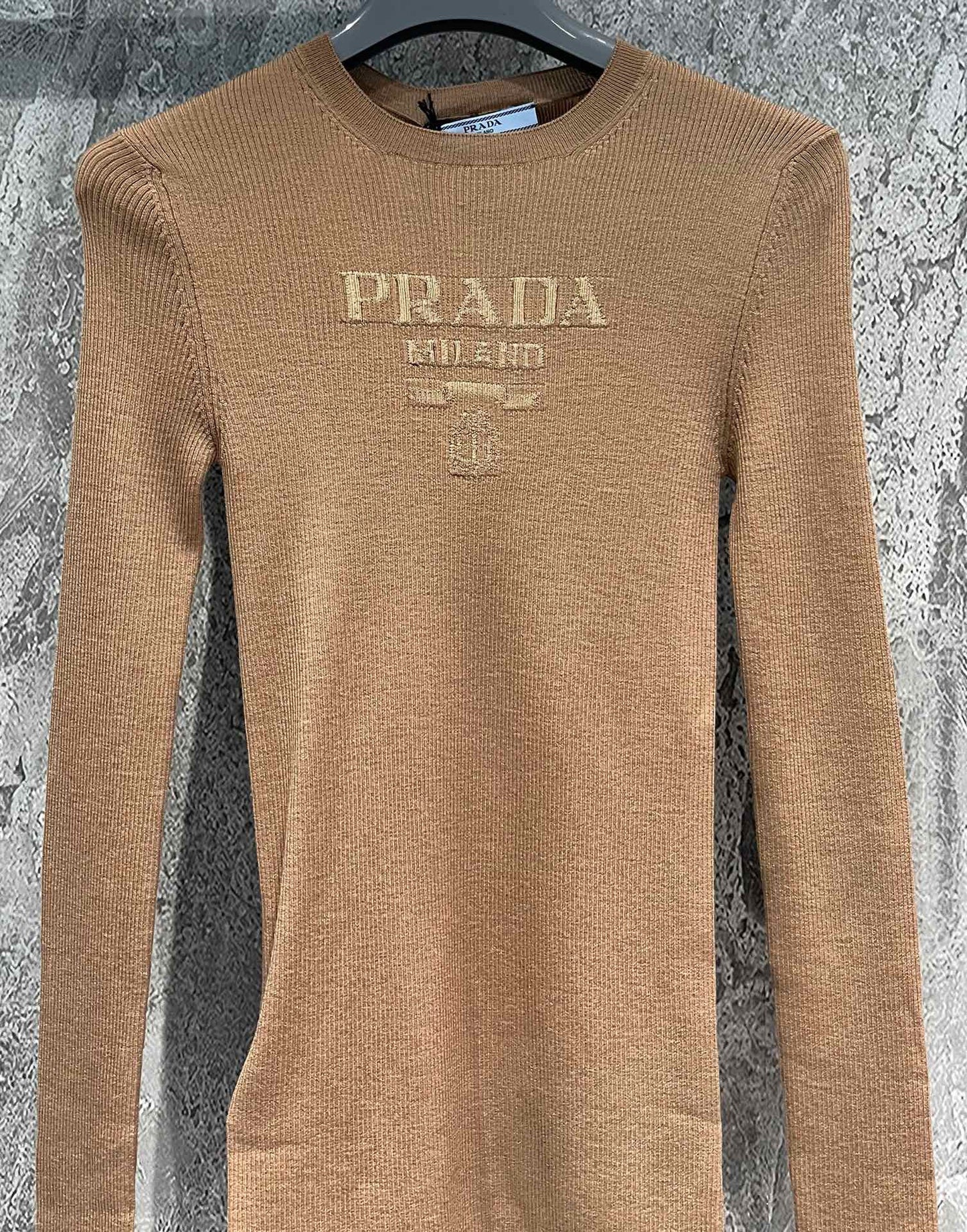 PD KNITTED TOP