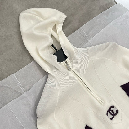 CC KNIT HOODIE