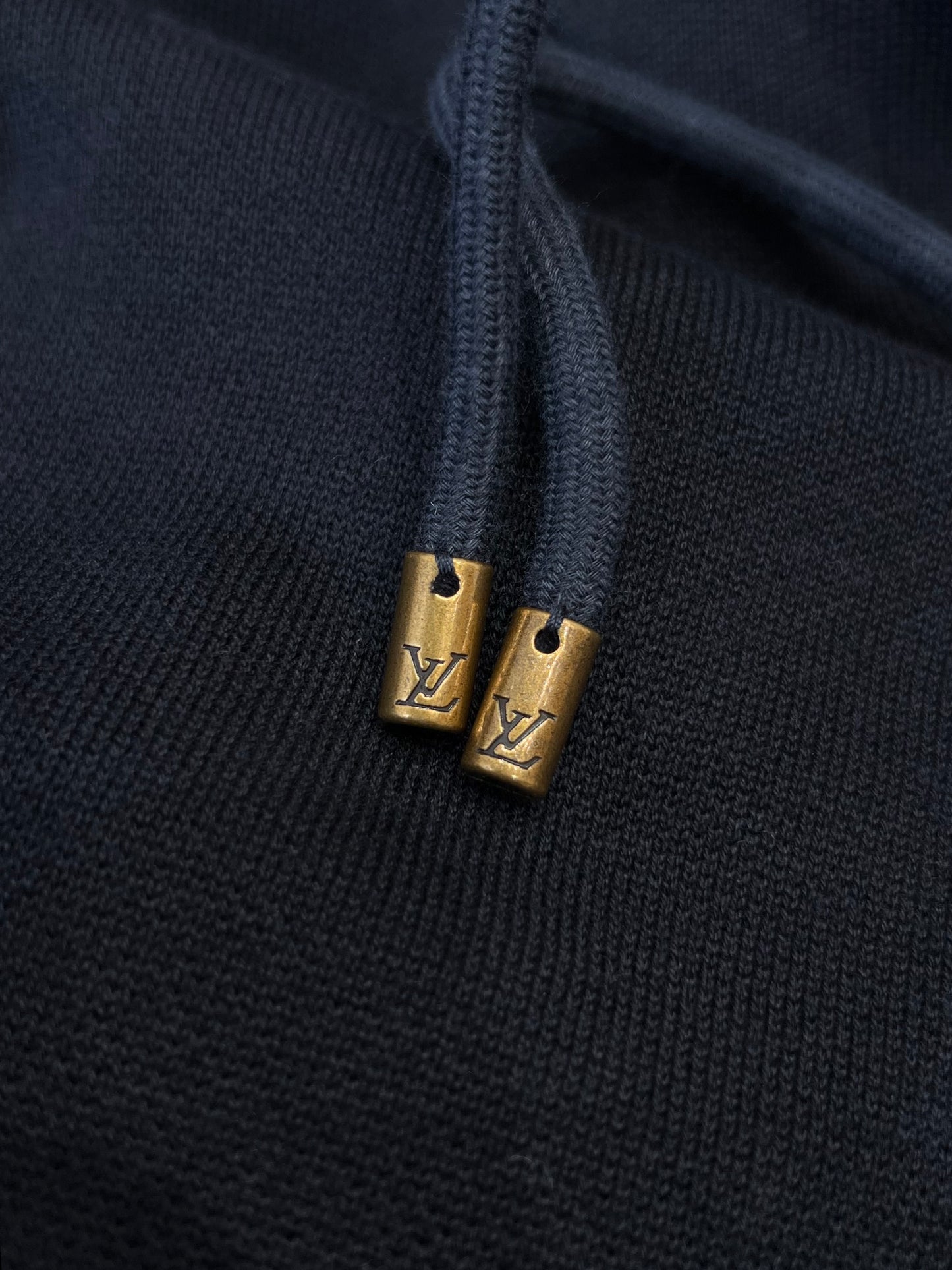 LOU ZIP HOODIE