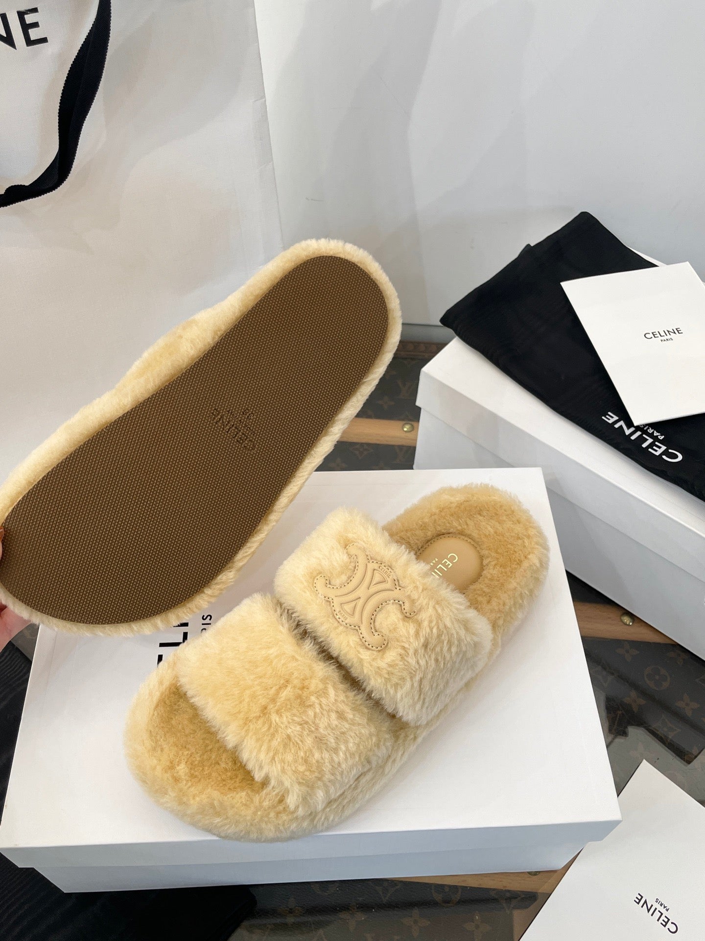 CEL FUR SLIDES