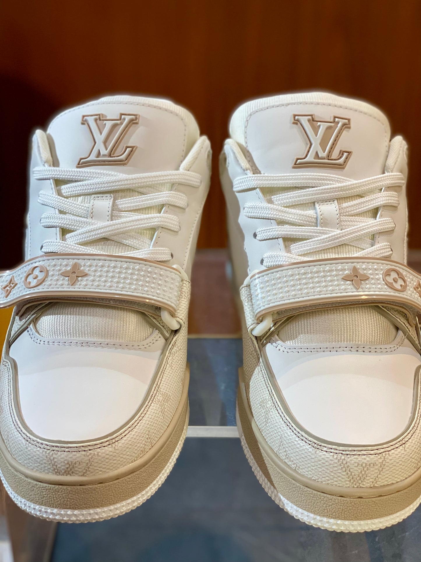 LOU TRAINERS