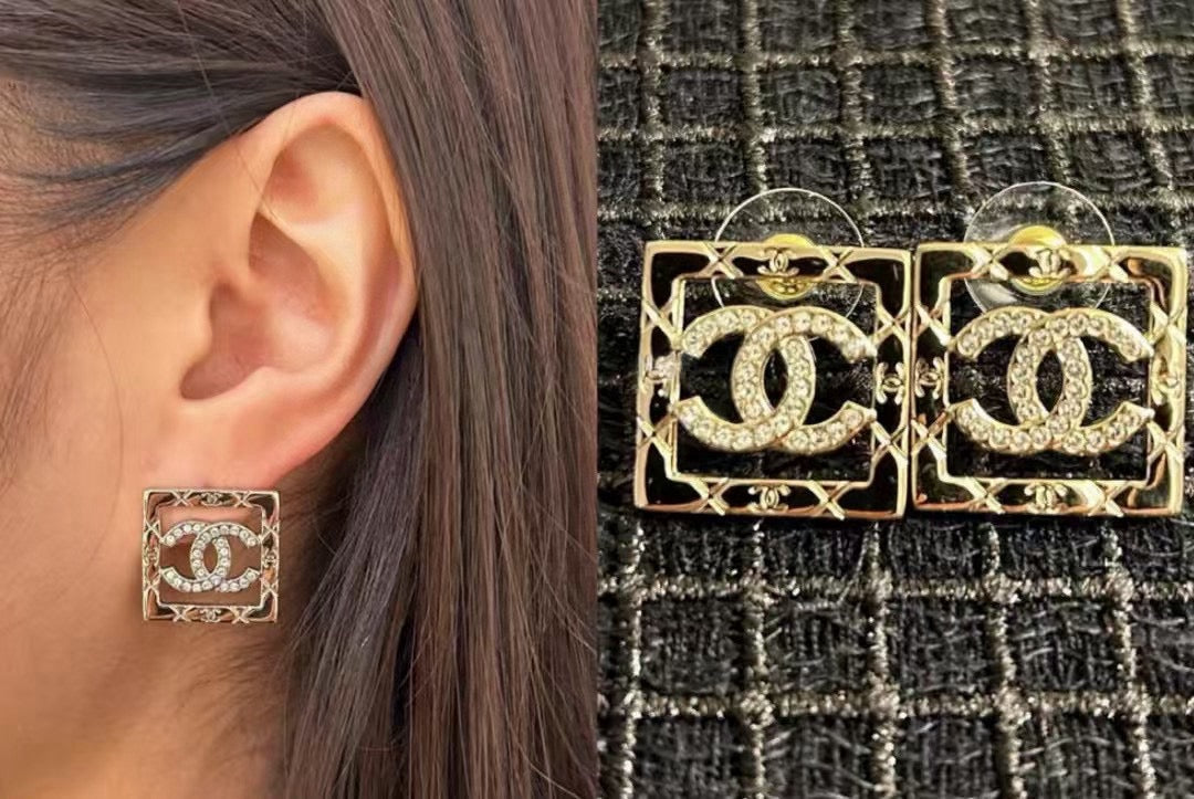 CC EARRINGS