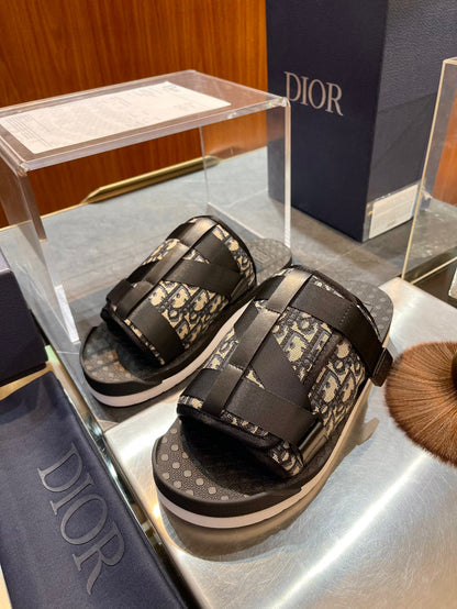 CD ALPHA SANDALS