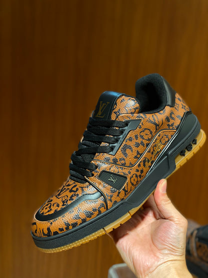 LOU TRAINERS