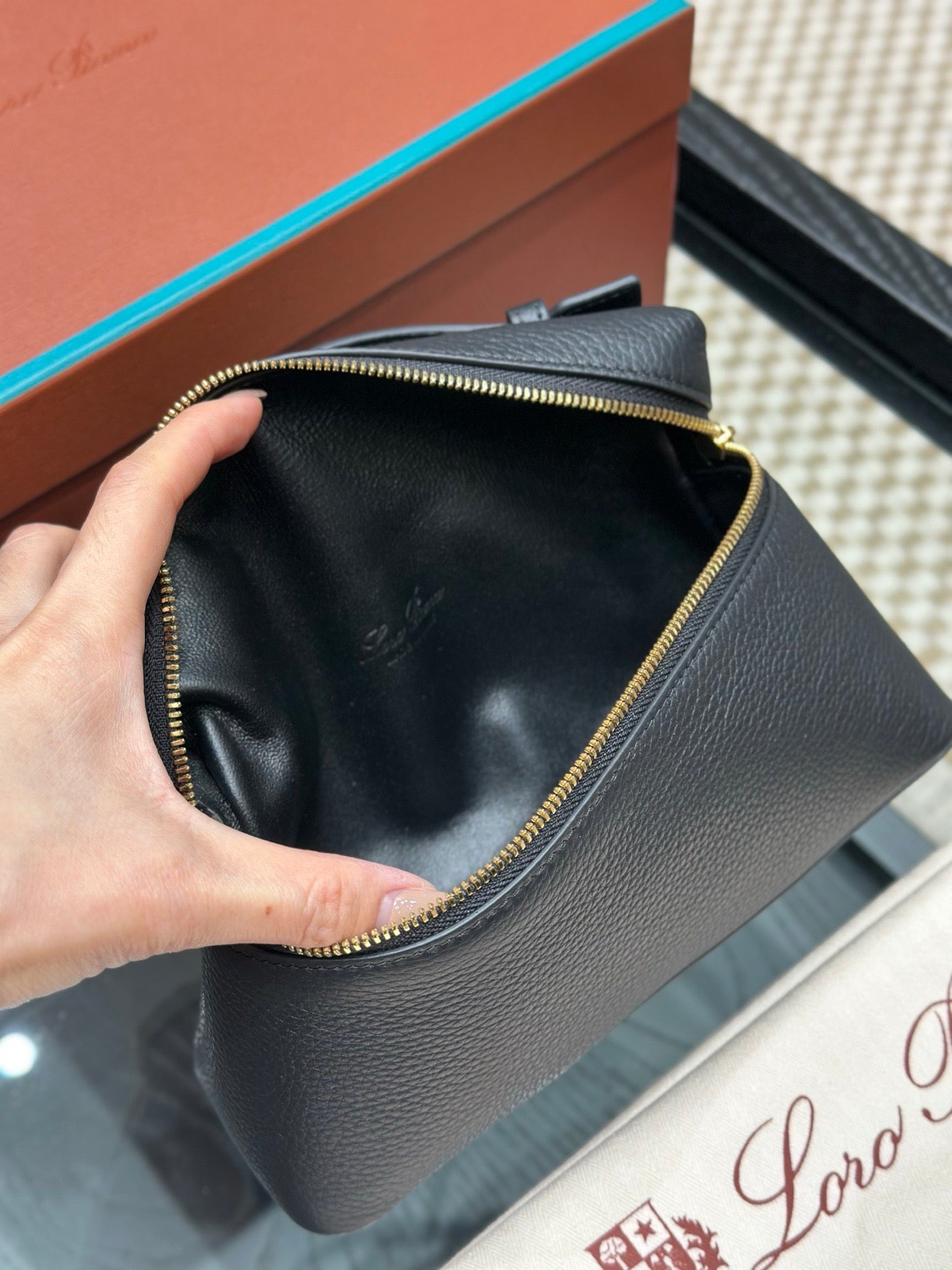 LORO P EXTRA POCKET L19 BAG