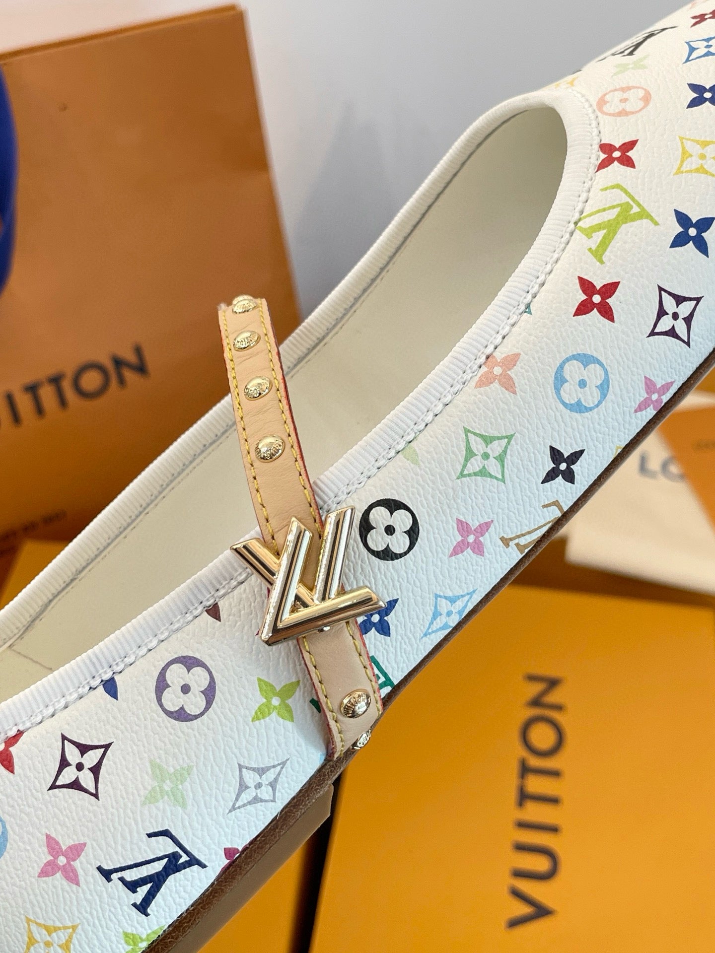 LOU ROMY BALLET FLATS