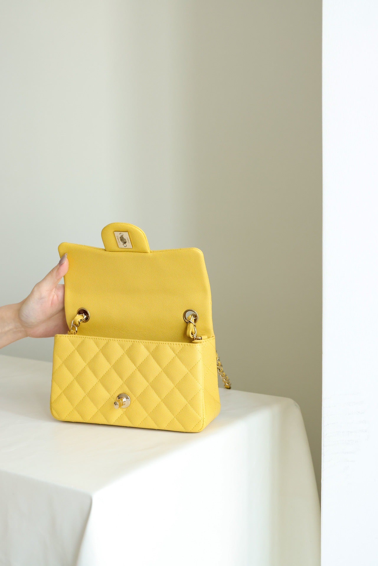 CC MINI FLAP BAG