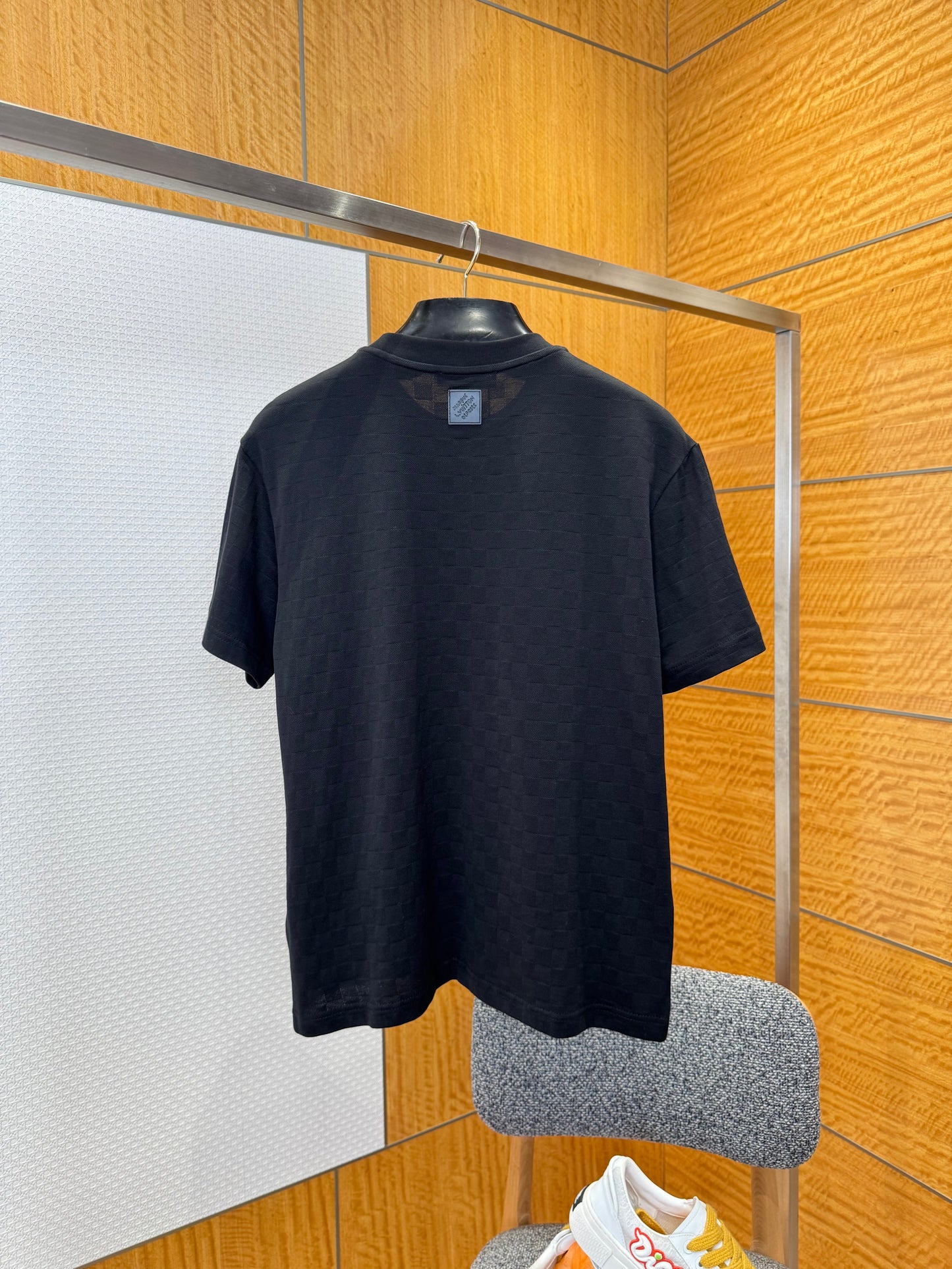 LOU T-SHIRT