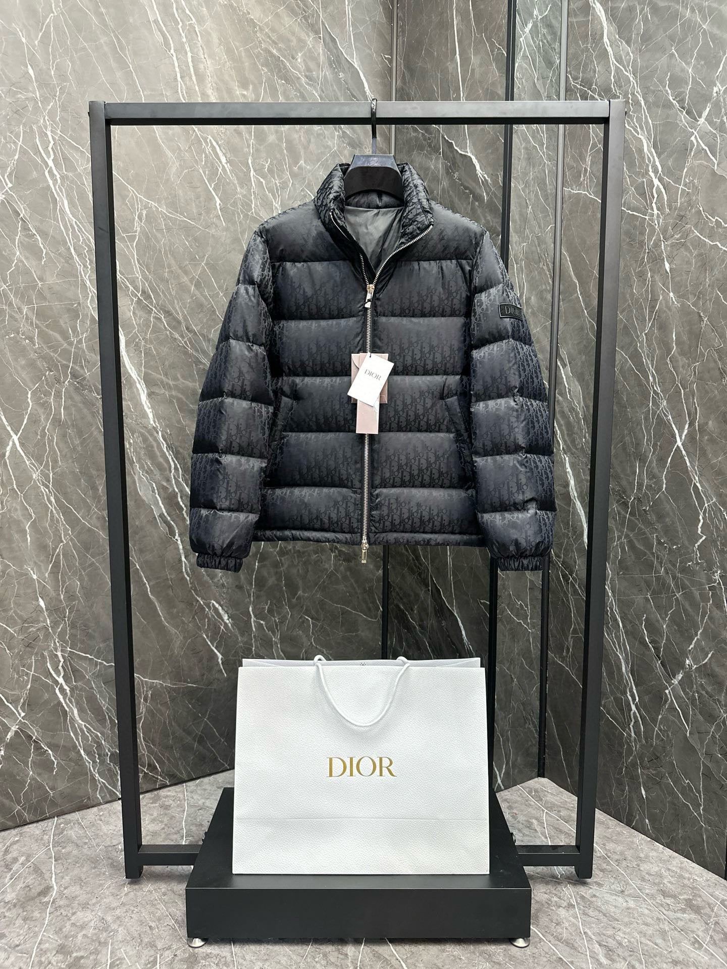 CD OBLIQUE JACKET