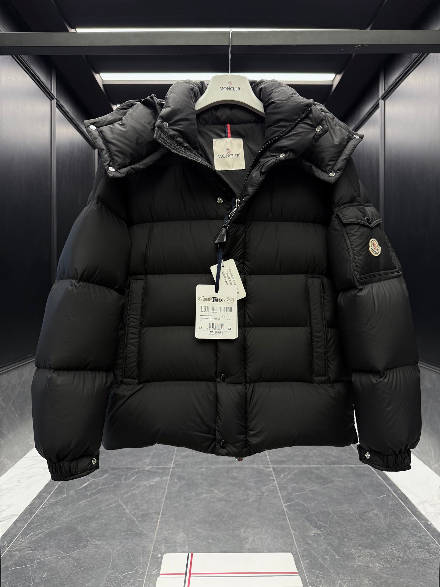 MONC VEZERE JACKET