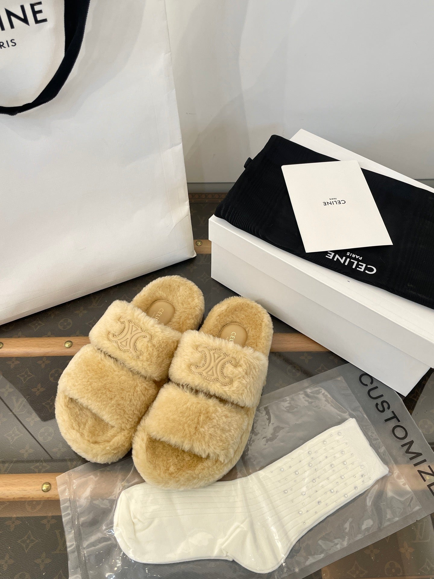 CEL FUR SLIDES