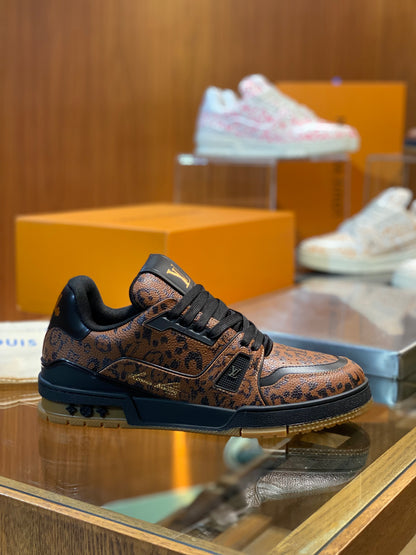 LOU TRAINERS