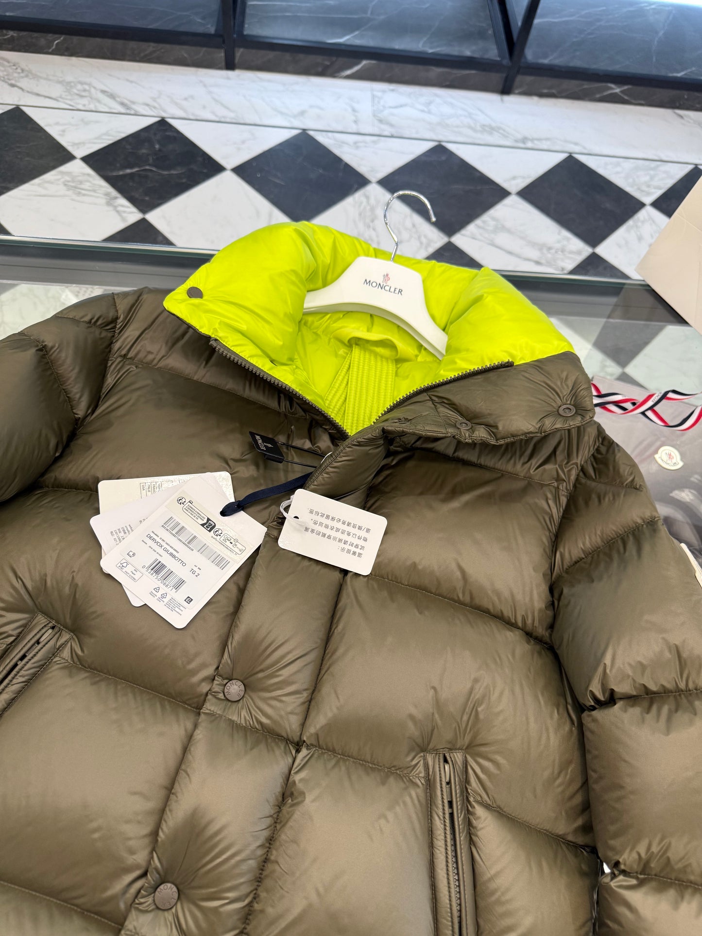 MONC DERVOX JACKET
