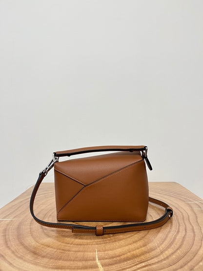 LOEW MINI PUZZLE EDGE BAG