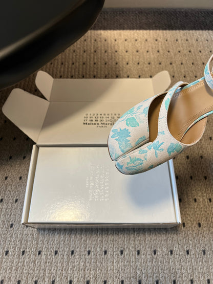 MAISON M TABI PUMPS