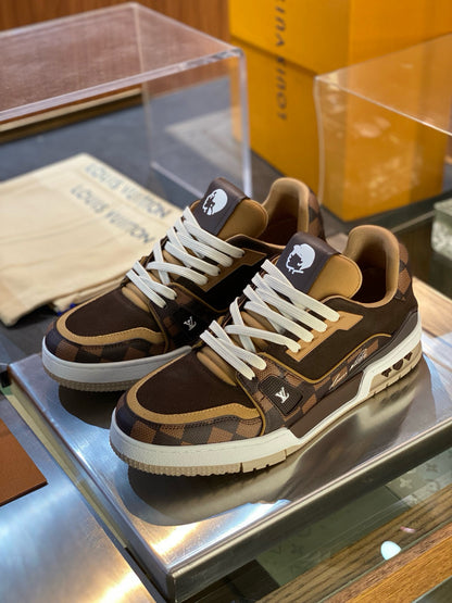 LOU TRAINERS