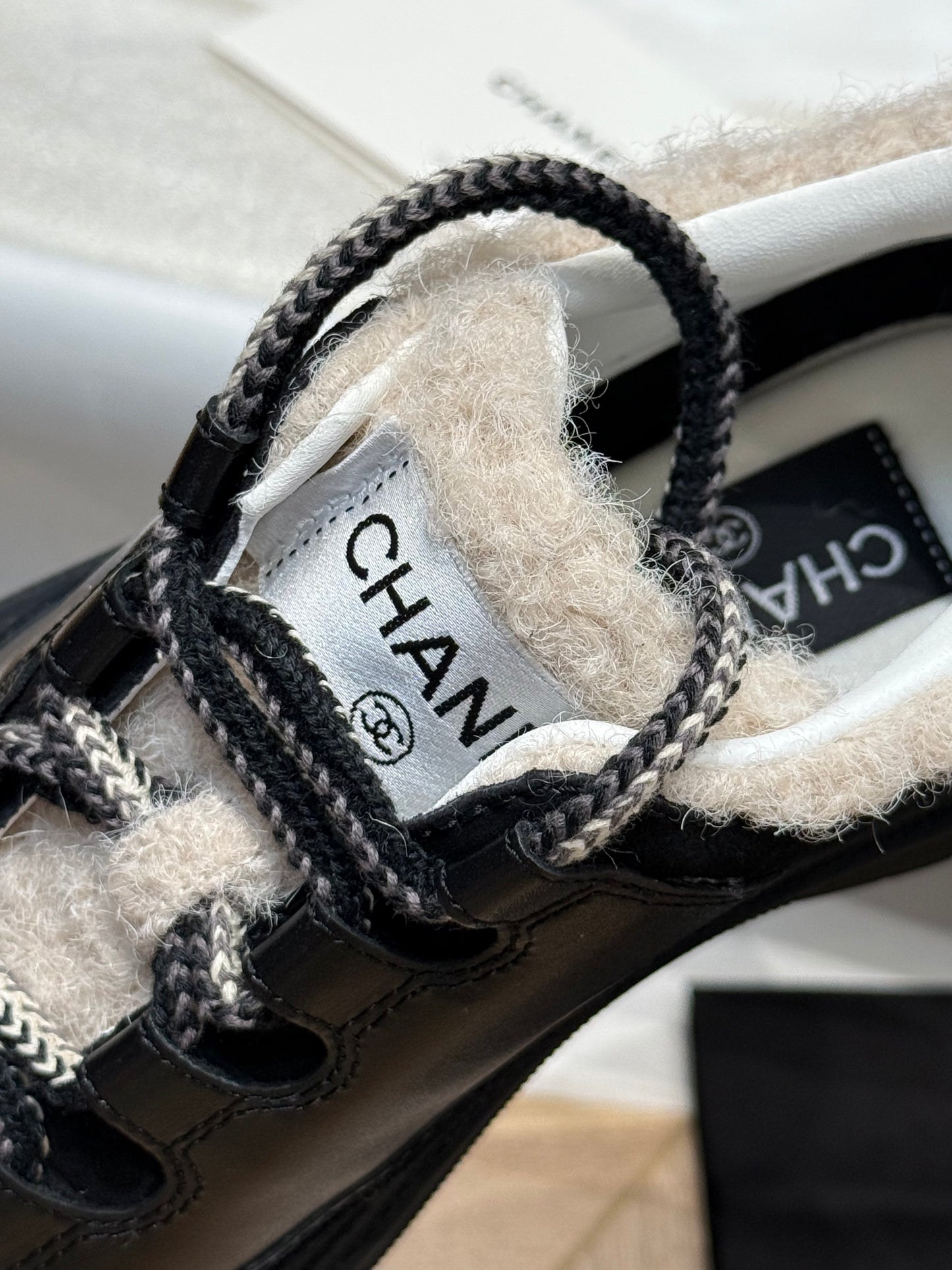 CC SNEAKER