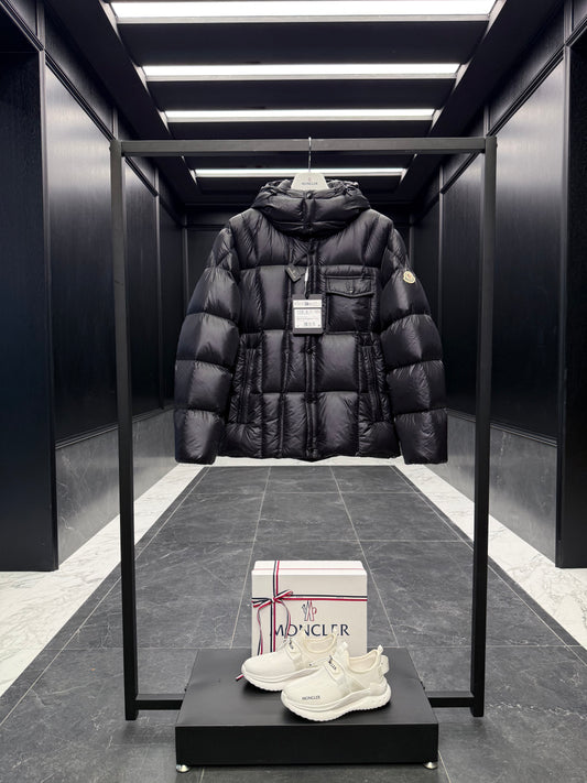MONC SERFANTO JACKET