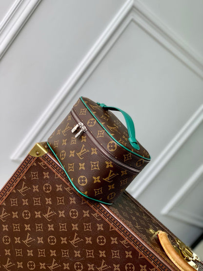 LOU NICE NANO BAG