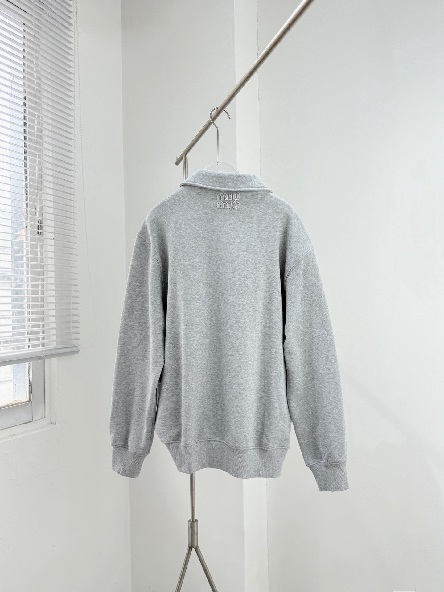 MIU M SWEATSHIRT ND