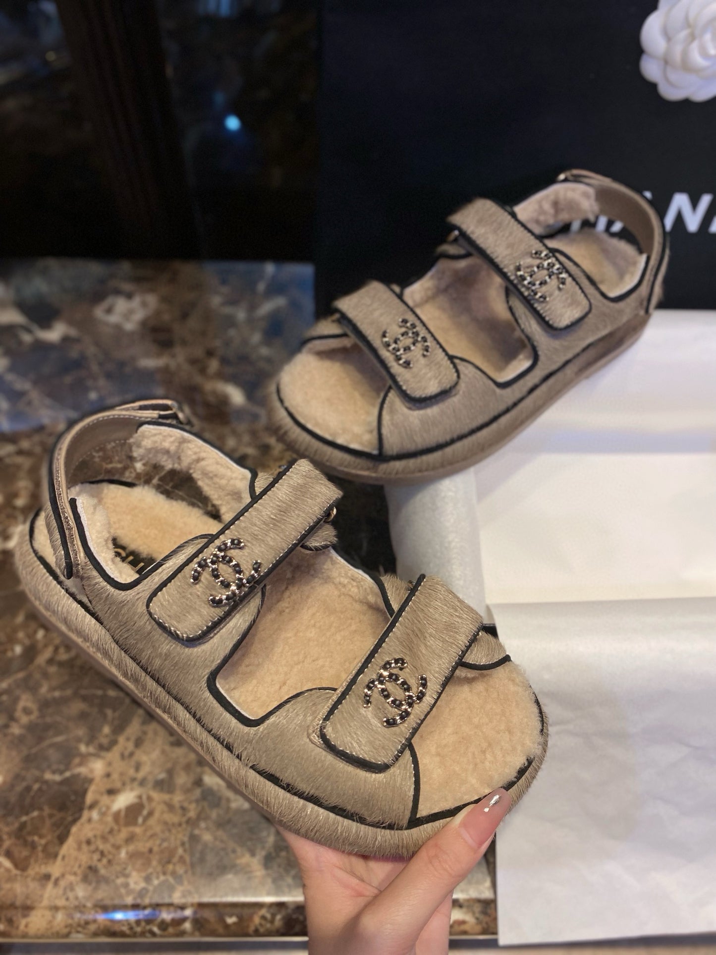 CC SANDALS