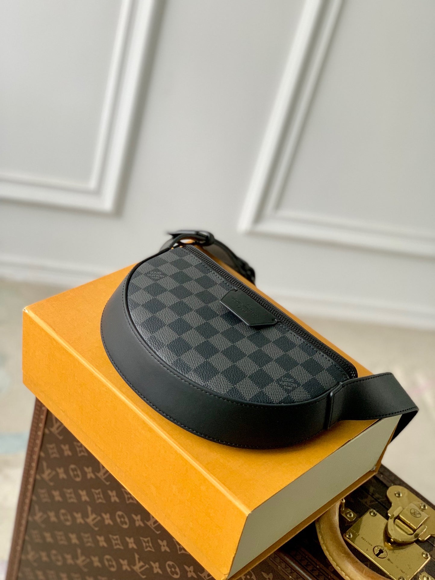 LOU MOON BAG