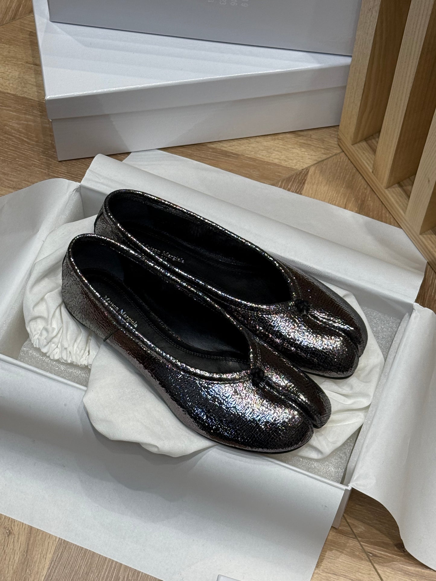 MAISON M TABI BALLET FLATS
