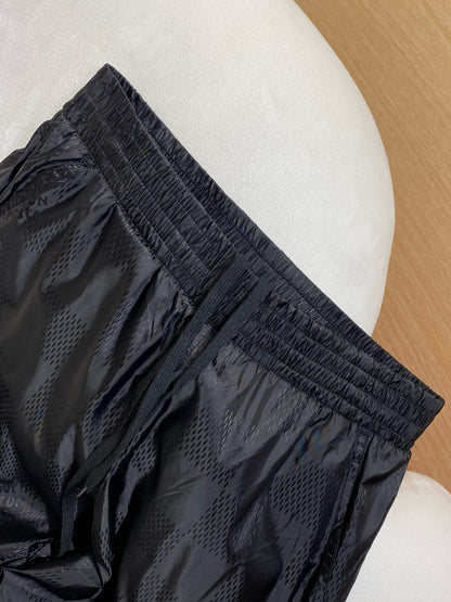 LOU SHORTS
