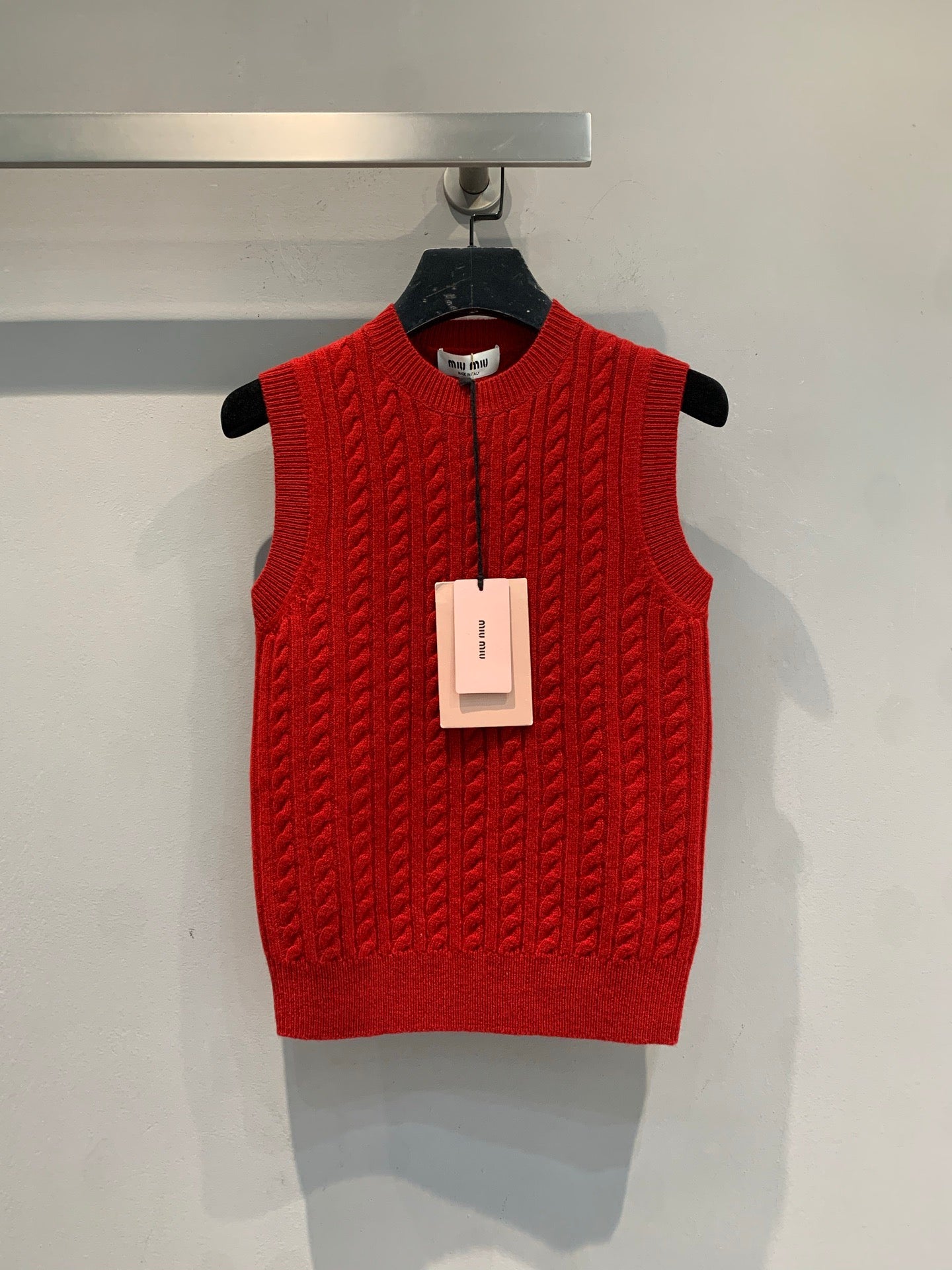 MIU M KNITTED VEST