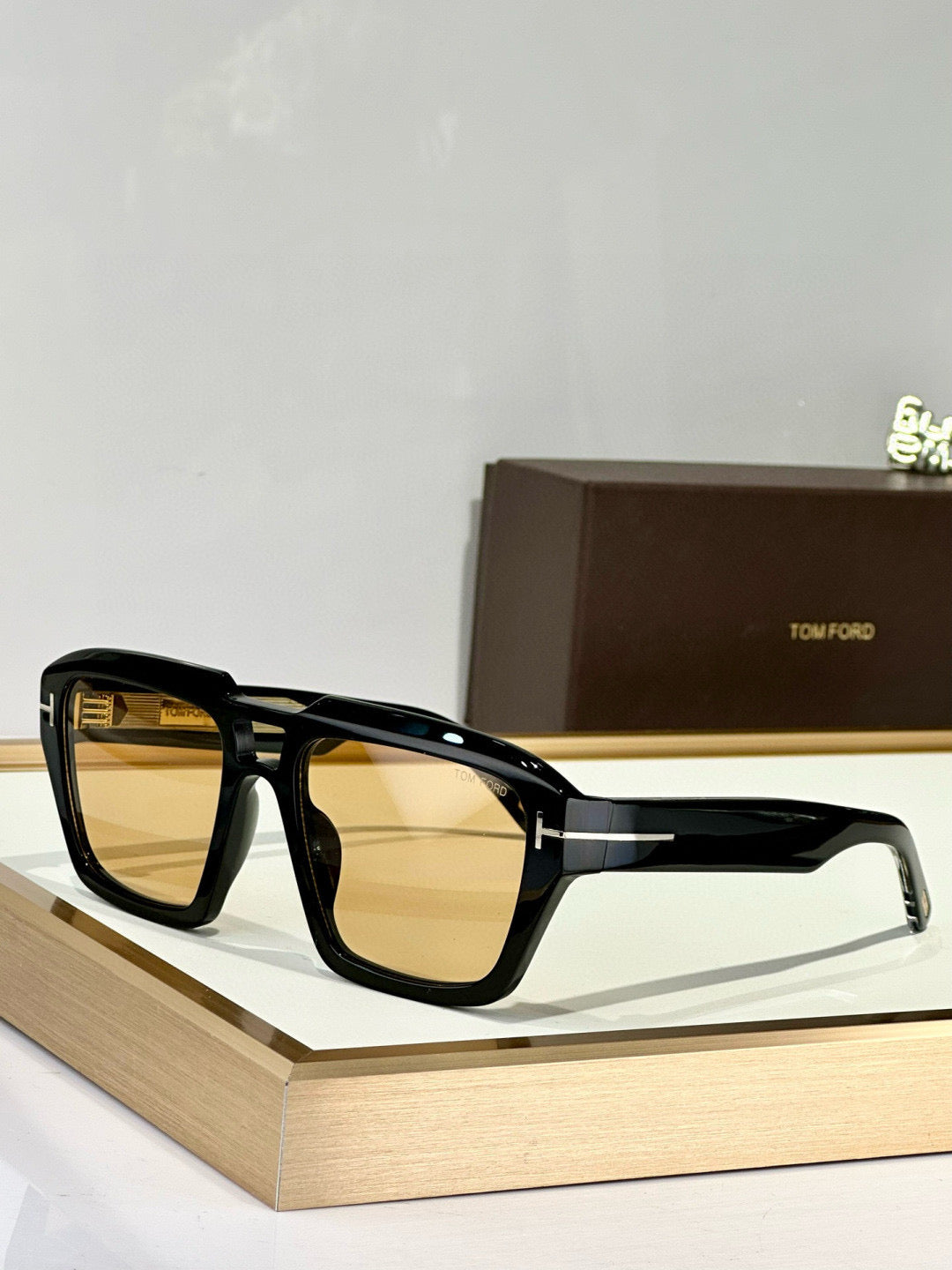TOM F SUNGLASSES