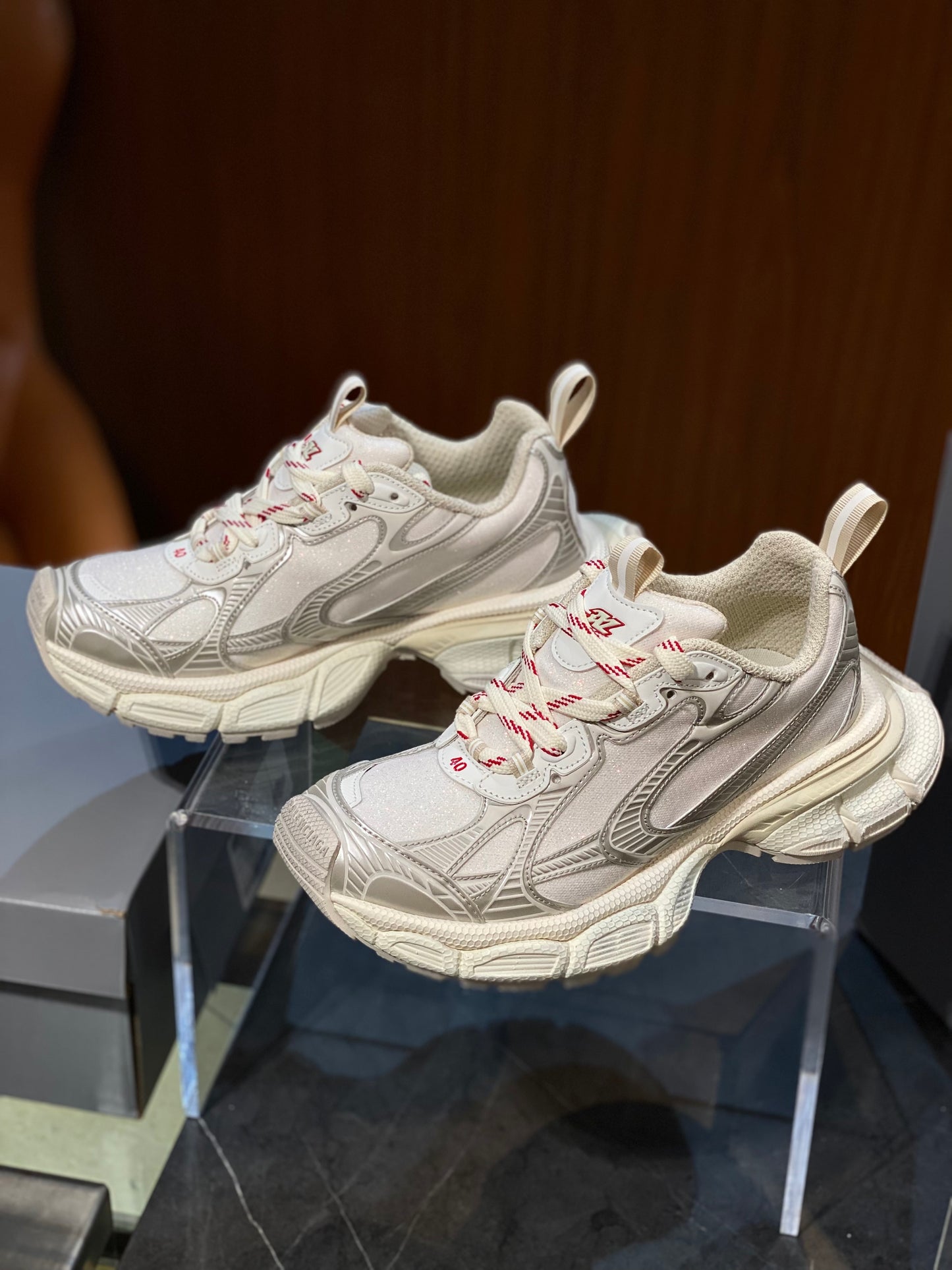 BAL 3XL TRAINERS