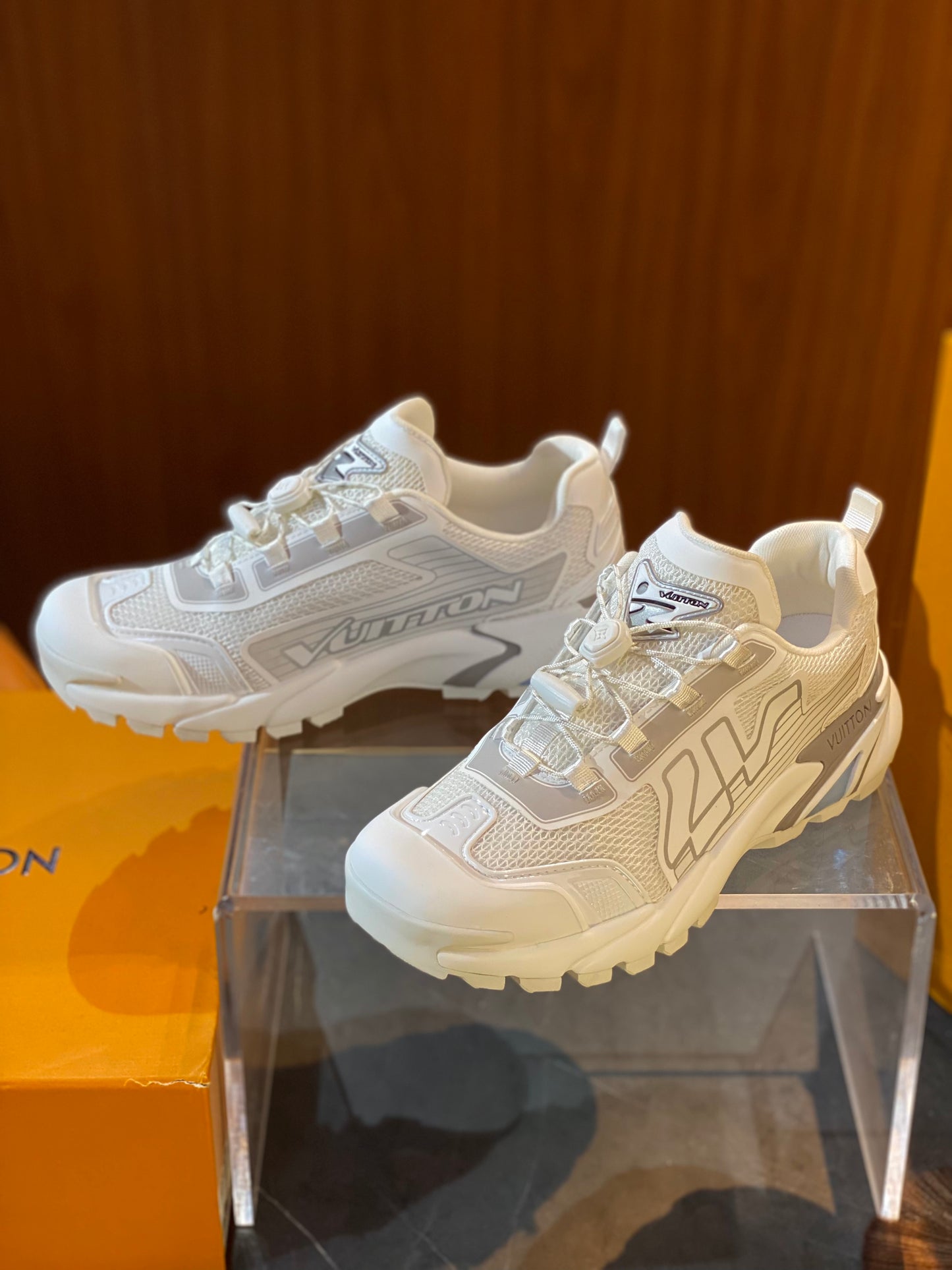 LOU RUNNER TATIC SNEAKER