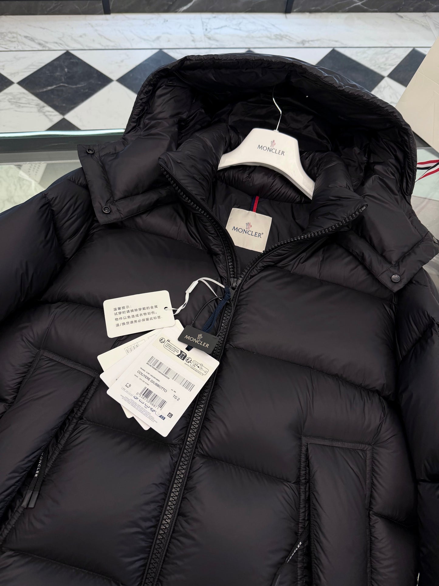 MONC COUYERE JACKET