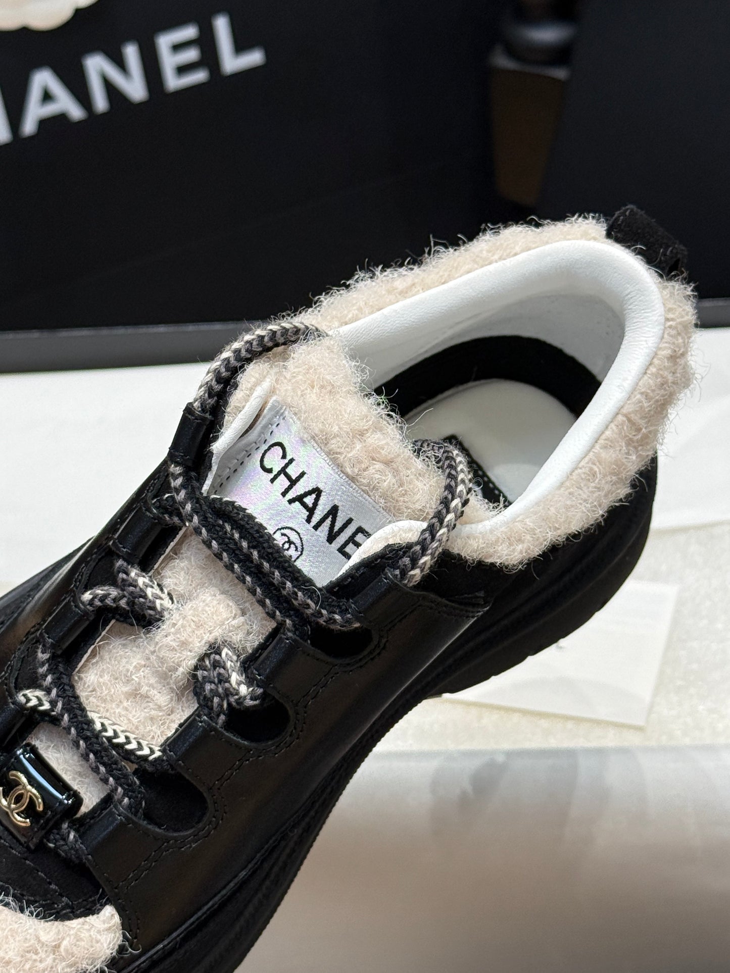 CC SNEAKER
