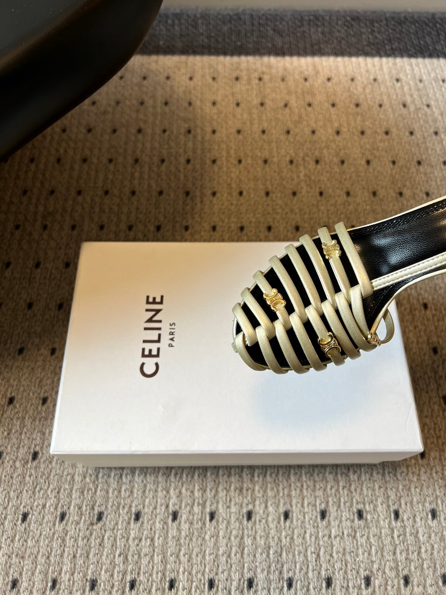 CEL HEELS