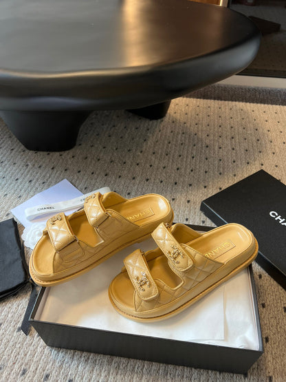 CC SANDALS