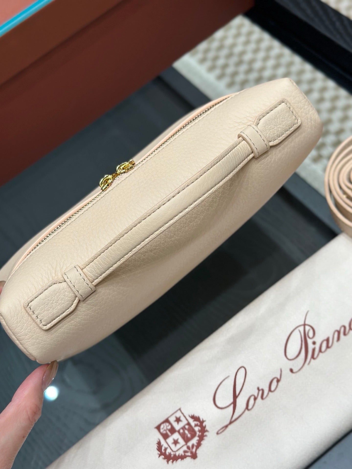 LORO P EXTRA POCKET L19 BAG