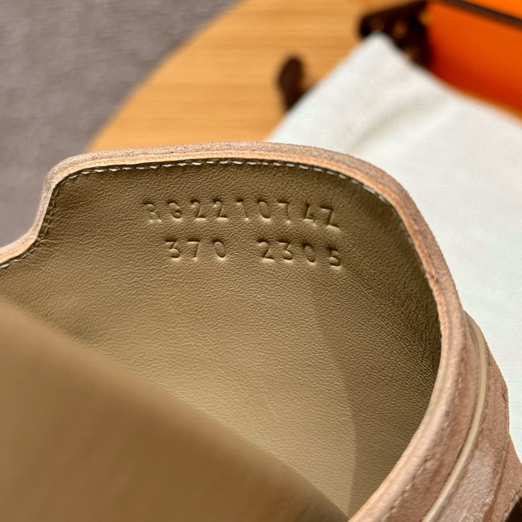 HERM EMPIRE SANDALS