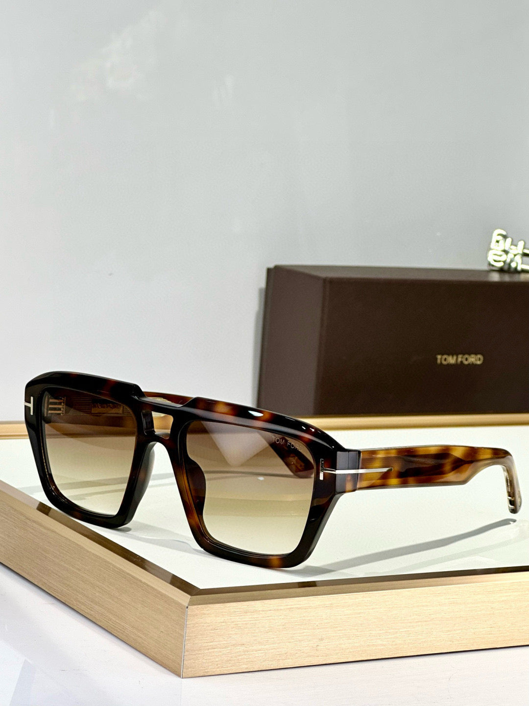TOM F SUNGLASSES