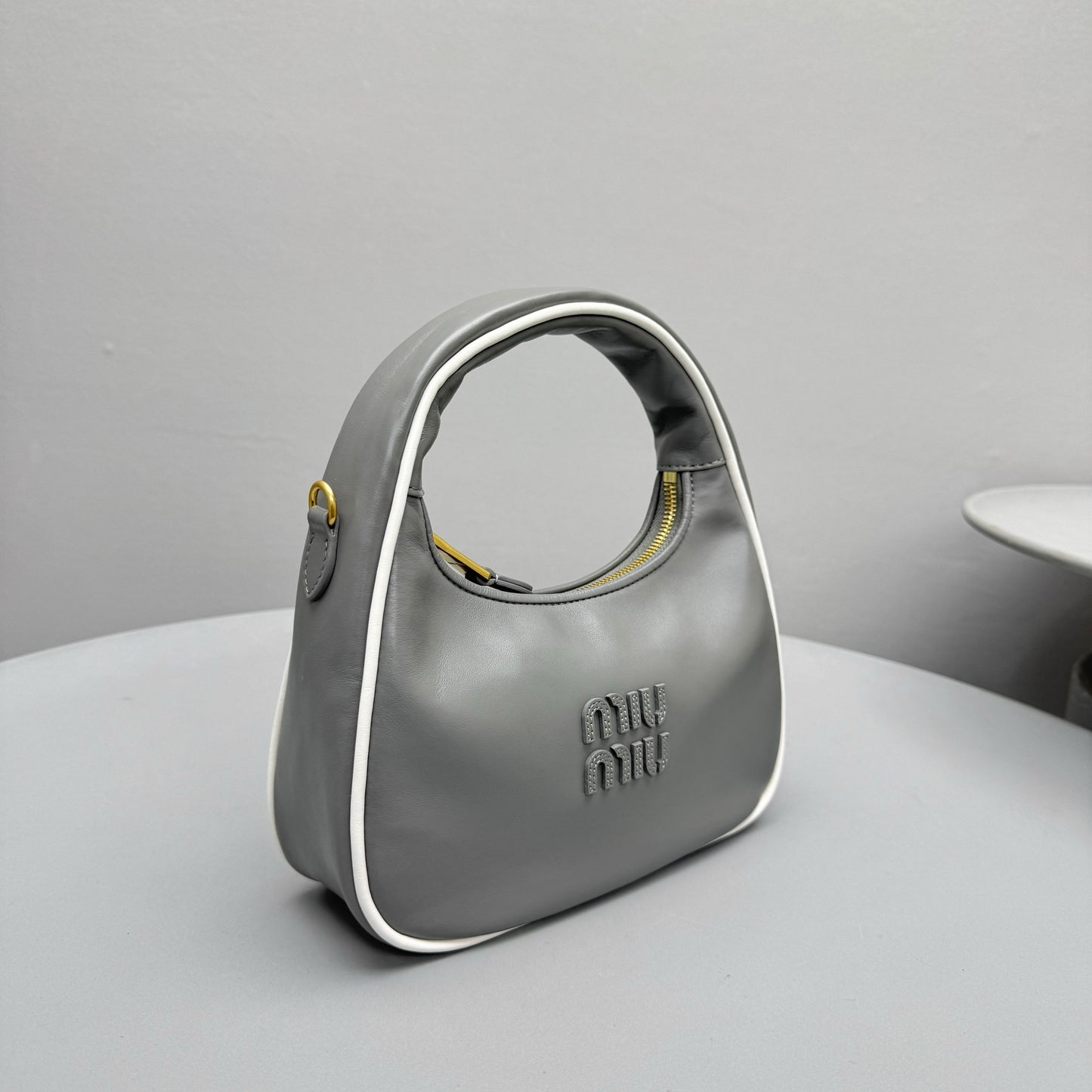 MIU M WANDER BAG